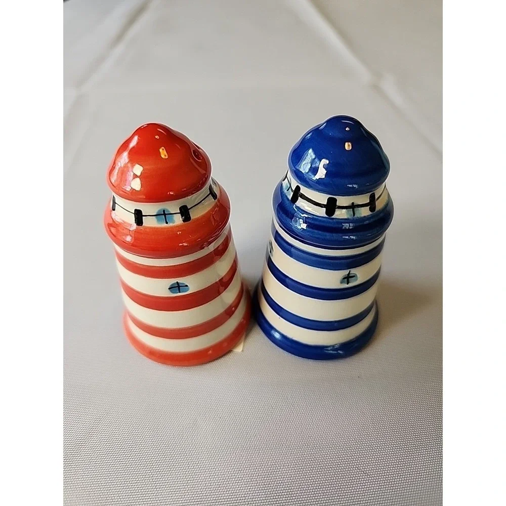 NWT Vintage Light House Salt & Pepper Shakers Handpainted Nautical Striped Cute